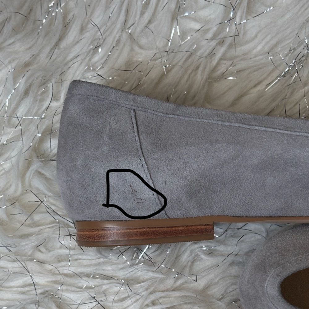 Talbots Gray Women’s Ryan Scaloop Flats Suede Loafers with Stud Detail Size 9M - Picture 10 of 11